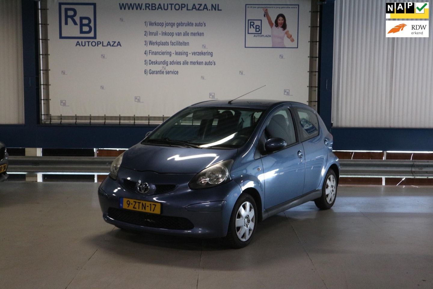 Toyota Aygo - 1.0-12V Access / AIRCO / 5 DEURS ! ! ! - AutoWereld.nl