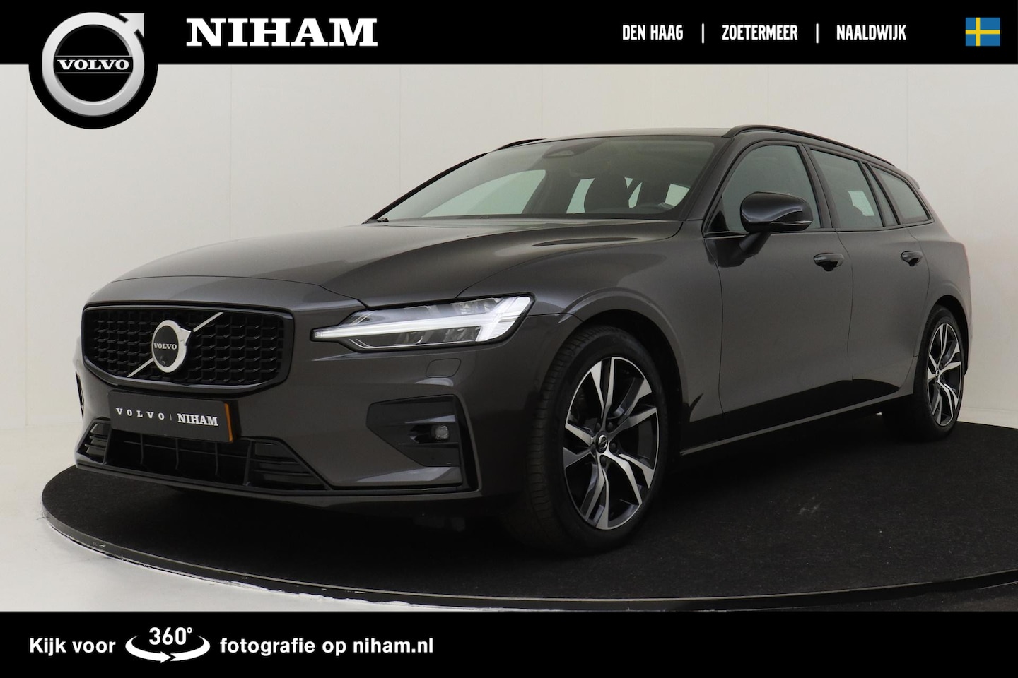 Volvo V60 - B3 (M-HYBRID) PLUS DARK -LIGHTING|PANO.DAK|HK-AUDIO|360°CAM|TREKHAAK - AutoWereld.nl