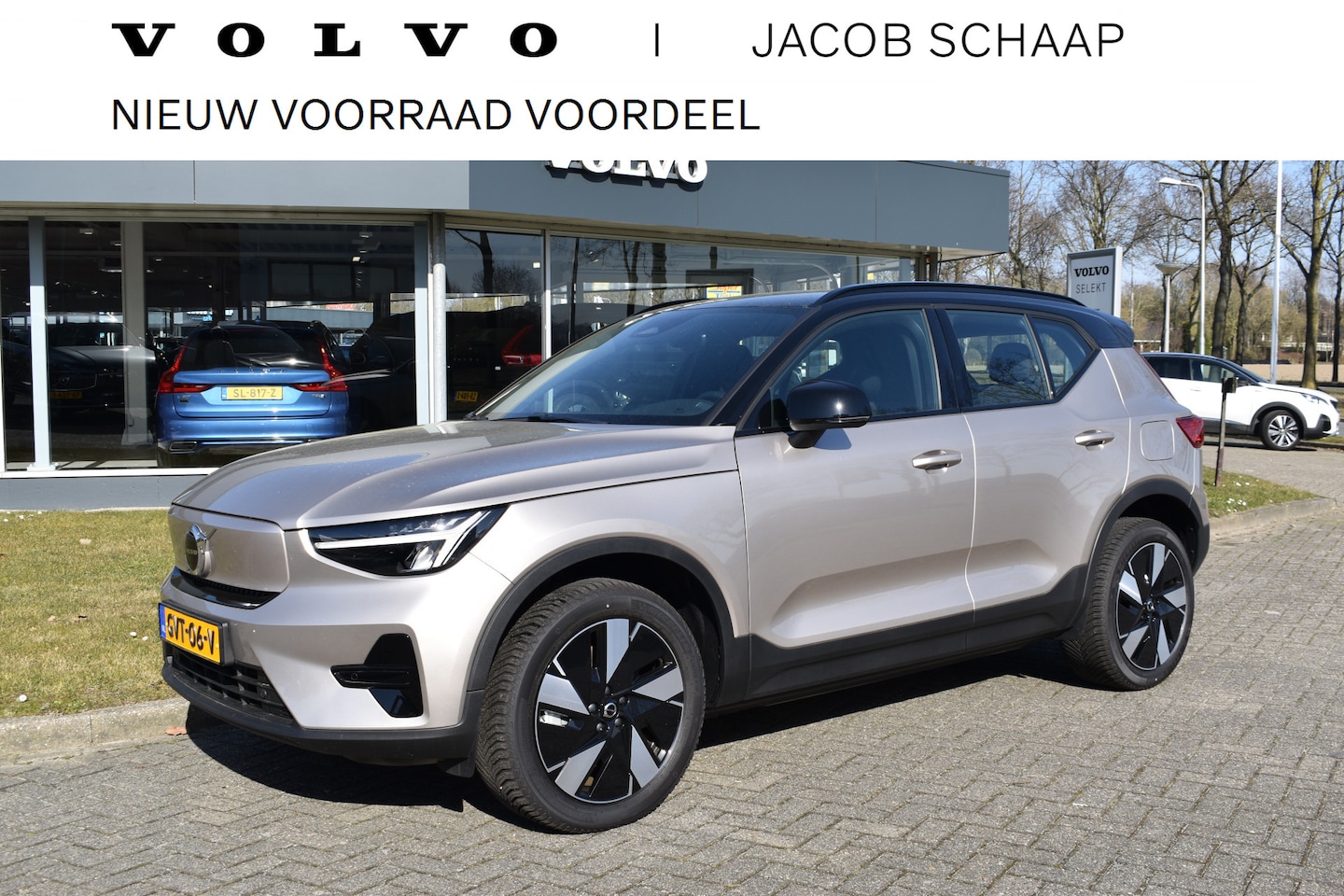 Volvo XC40 - Single Motor Extended Range Plus 82 kWh | Nieuw | Trekhaak | ACC | Stoelverwarming | Blis - AutoWereld.nl