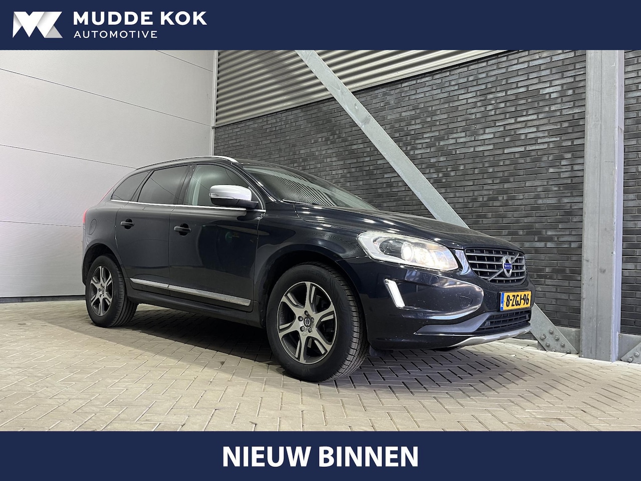 Volvo XC60 - D4 Summum | Panoramadak | Camera | Leder | Stoelverwarming | Trekhaak - AutoWereld.nl