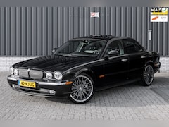 Jaguar XJ - 4.2 V8 Super *Volledig Onderhouden