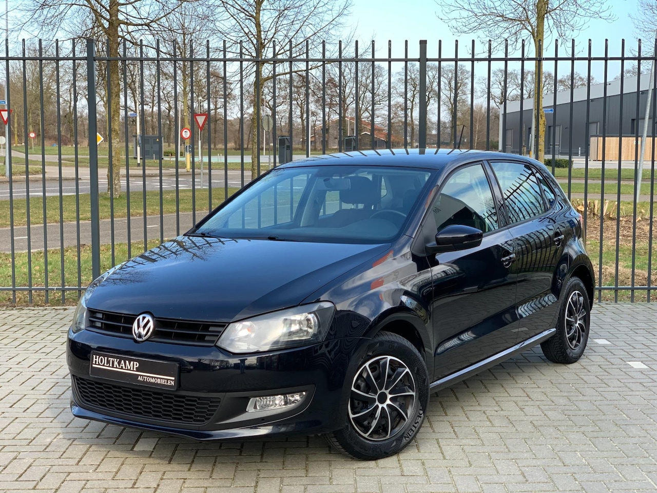 Volkswagen Polo - 1.2 Trendline | AIRCO | 5 DEURS | ELC RAMEN - AutoWereld.nl