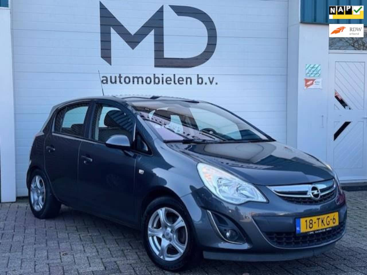 Opel Corsa - 1.3 CDTi EcoFlex S/S Cosmo Nieuwe APK-Cruise-Navi - AutoWereld.nl