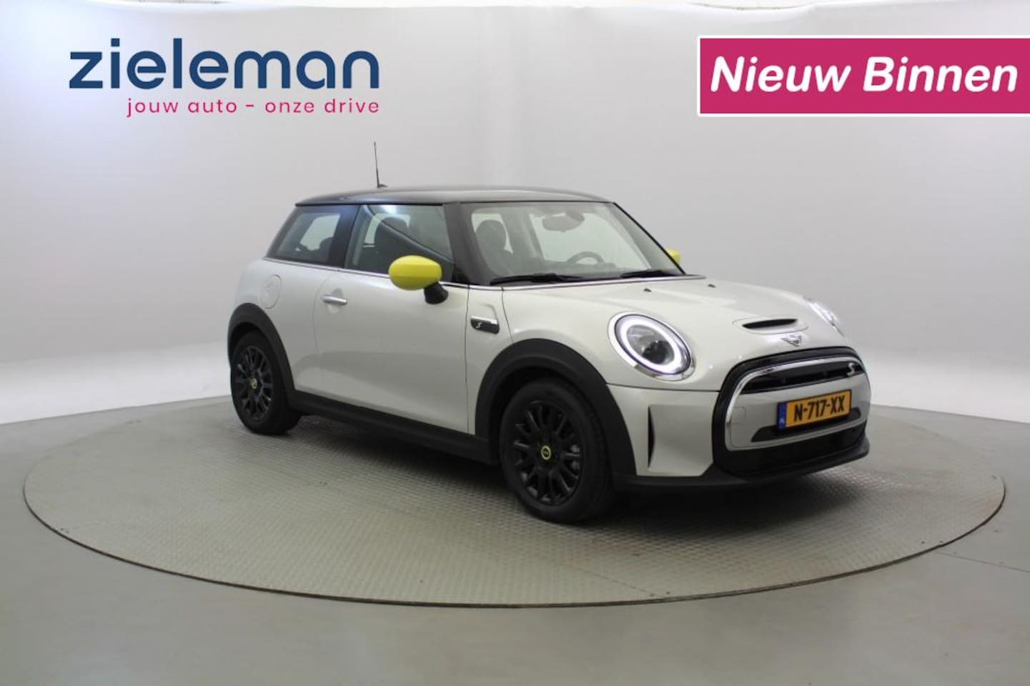 MINI Mini-Electric - Business Edition 33 kWh - Carplay, Half Leer SOH 100% - AutoWereld.nl