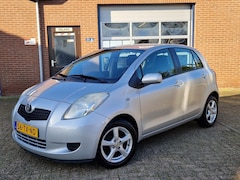 Toyota Yaris - 1.3 VVT-i Sol 5-drs Airco NL-auto