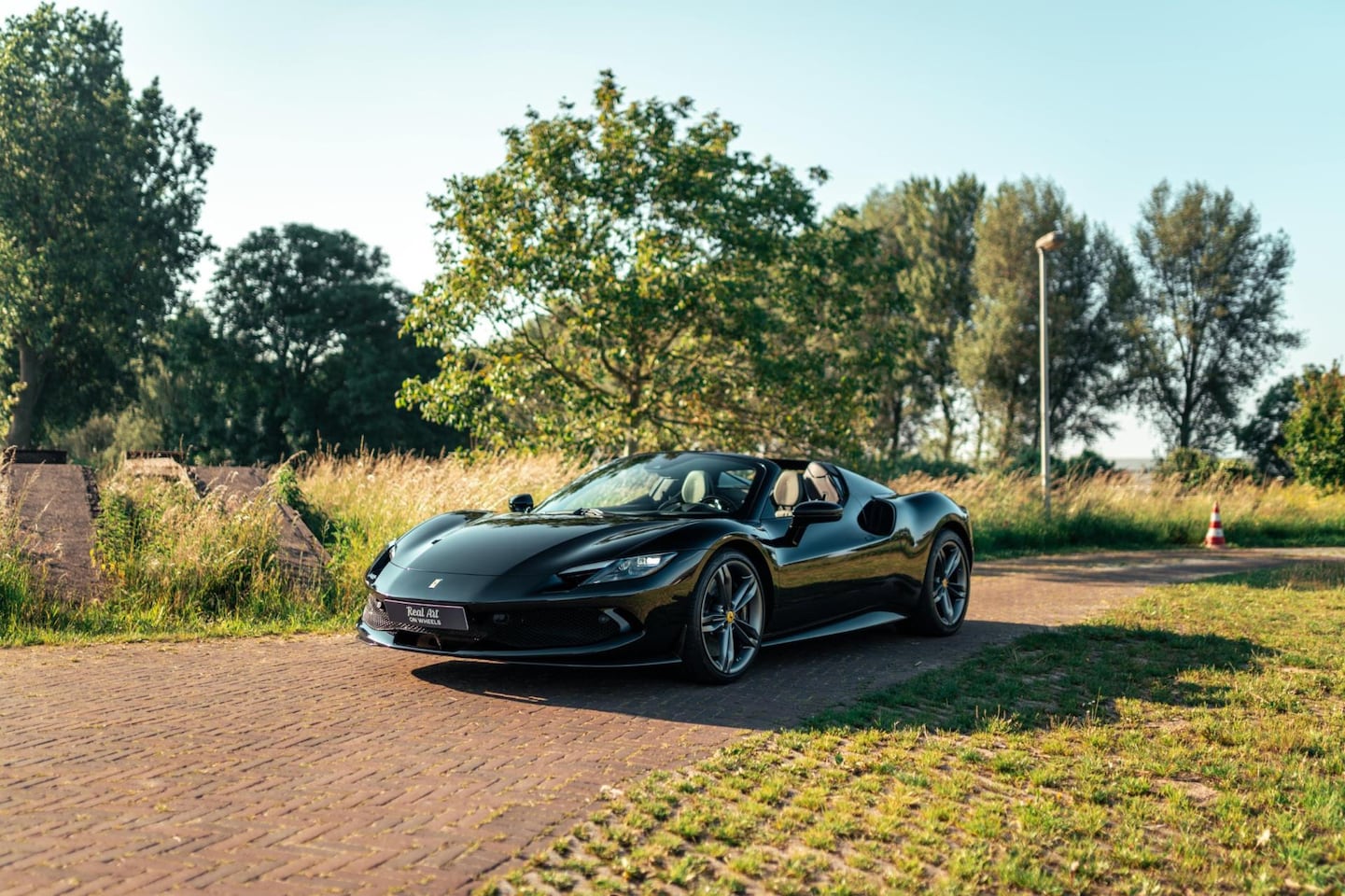 Ferrari 296 GTS - 3.0 V6 3.0 V6 - AutoWereld.nl