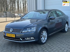 Volkswagen Passat - 1.4 TSI Highline BlueMotion, Airco, Cruise, Stoel V.V. Navi, Leer