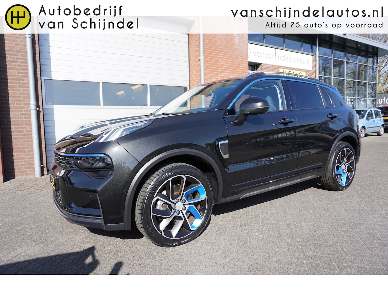 Lynk & Co 01 - 1.5 261PK! ORIGINEEL NEDERLANDS DEALER ONDERHOUDEN RECENT ONDERHOUDEN! 360CAMERA 6,6KWH LA - AutoWereld.nl