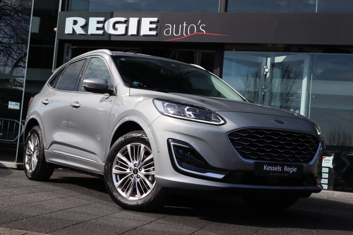 Ford Kuga - 2.5 PHEV Vignale ACC B&O Leer Navi LED Camera - AutoWereld.nl