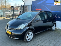 Toyota Aygo - 1.0-12V Access / AIRCO / CENTRALE DEUR VERGRENDELING / ELEKTRISCHE RAMEN