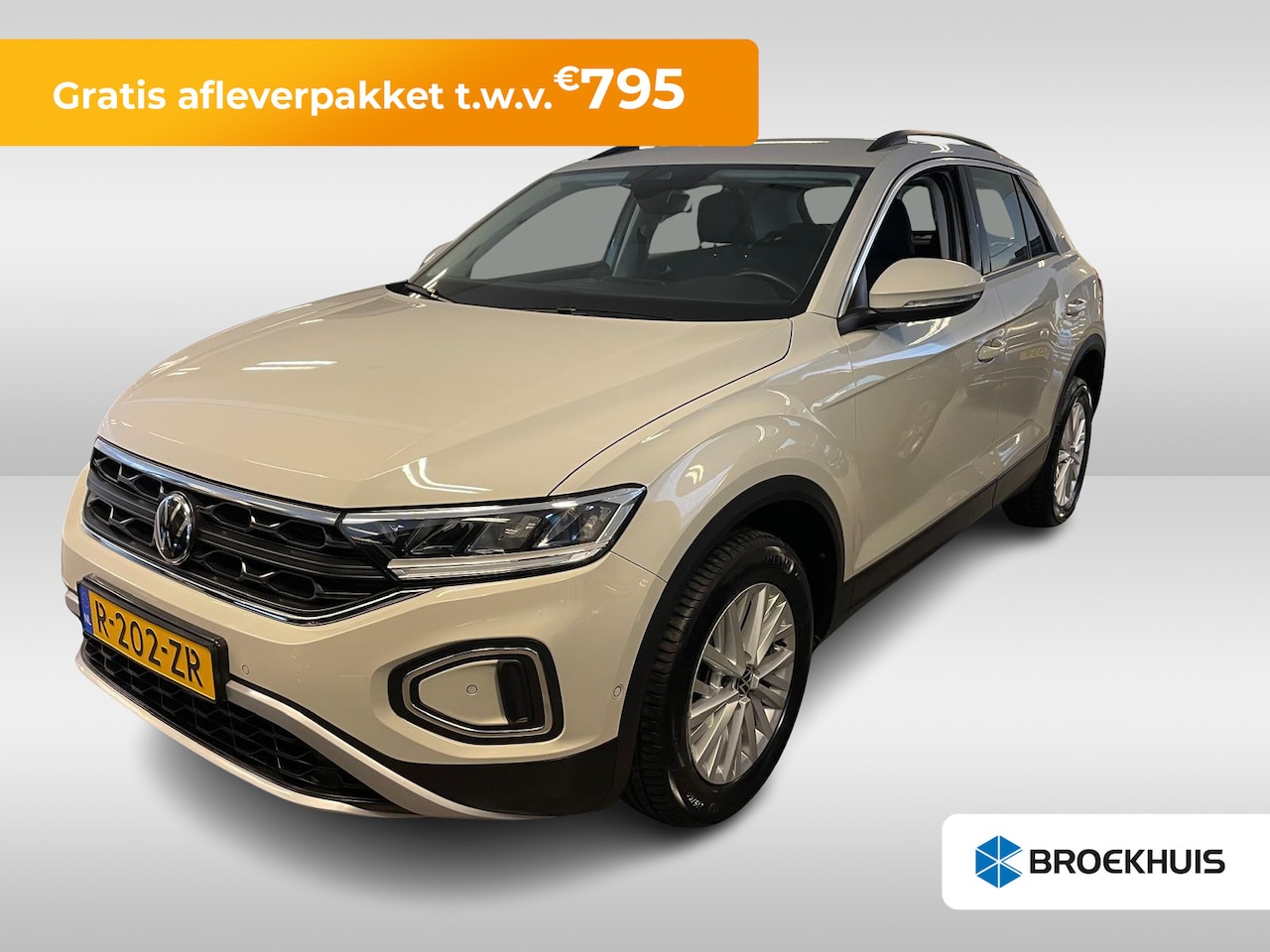 Volkswagen T-Roc - 1.0 111PK TSI Life | Multimedia Pakket | Climate Control | ACC - AutoWereld.nl