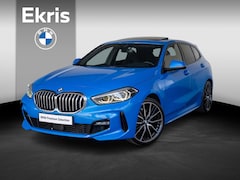 BMW 1-serie - 5-deurs 118i | Executive | 19 inch | Glazen panoramadak | Parking Assistant | Stoelverwarm