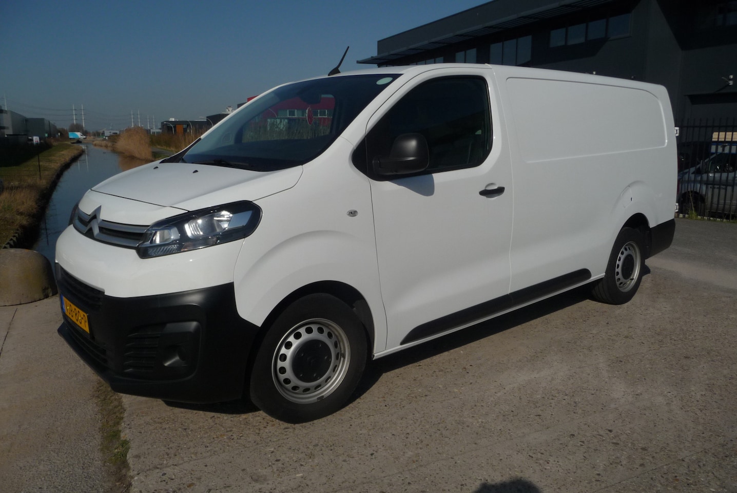 Citroën Jumpy - 2.0 BlueHDI 120 XL Club 2.0 BlueHDI 120 XL Club - AutoWereld.nl