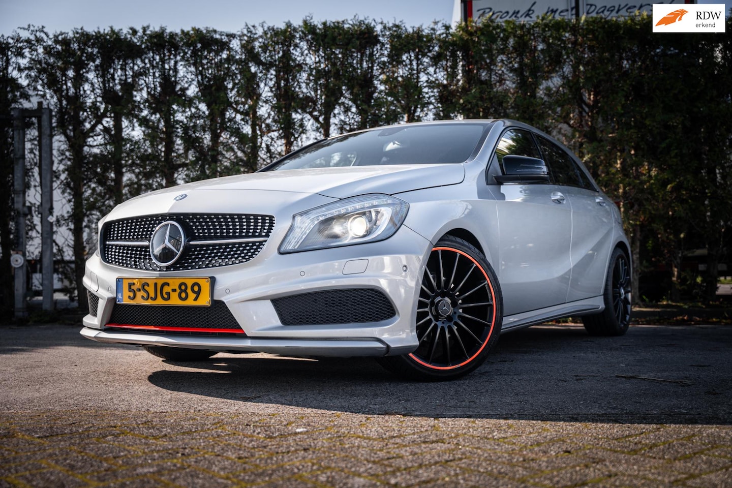 Mercedes-Benz A-klasse - 180 AMG Ambition - AutoWereld.nl