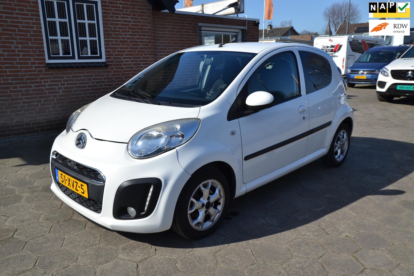 Citroën C1 - 1.0 Exclusive - 5.Drs - Airco - Lm.Velgen - El.Ramen - Radio/cd - Mistlampen voor - Mooi e - AutoWereld.nl