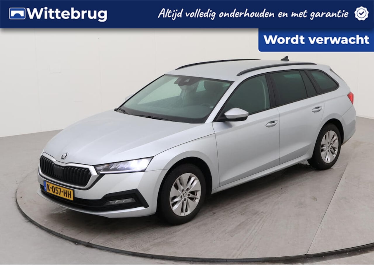 Skoda Octavia Combi - 1.0 TSI Business Edition / Metallic/ Digitale cockpit/ Led/ Elec. Klep/ Clima/ Navi/ Parke - AutoWereld.nl