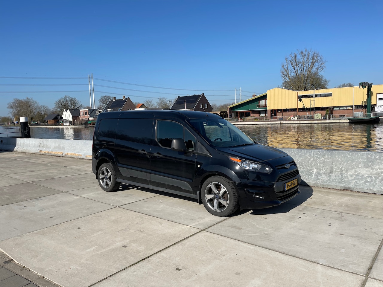 Ford Transit Connect - 1.5 TDCI L2 Trend L2 H1 Airco PDC,Camera, Trekhaak - AutoWereld.nl