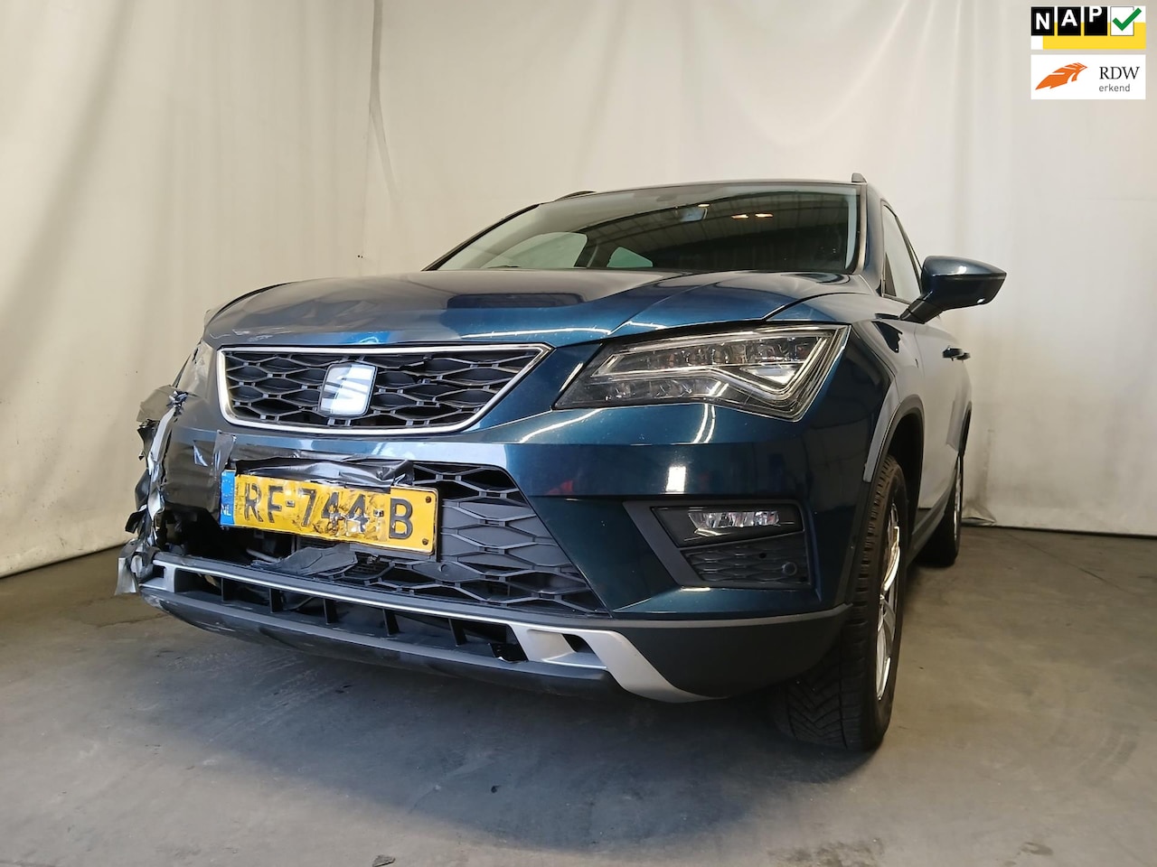 Seat Ateca - 1.0 EcoTSI Style - Navi - Cruise - Display - WOK - Schade - AutoWereld.nl