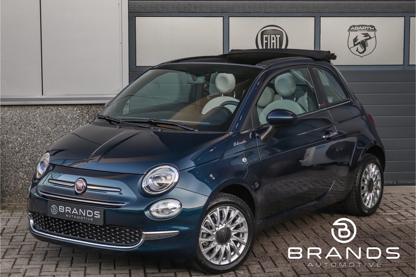 Fiat 500 C - 1.0 Hybrid Dolcevita 1e eig Carplay PDC Cruise Garantie - AutoWereld.nl