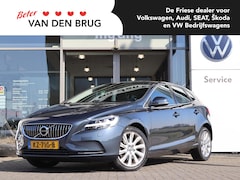 Volvo V40 - 2.0 152 pk T3 Inscription | Panoramadak | Navigatie | Camera | Full LED | Leder | Elektris