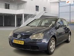 Volkswagen Golf - 1.6 FSI AUTOMAAT AIRCO PSENSOR CRUISE TREKHAAK