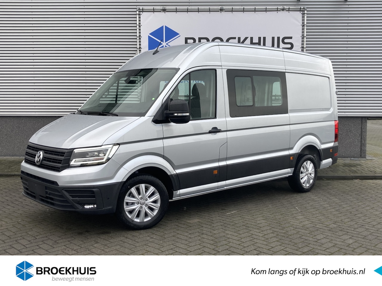 Volkswagen Crafter - 2024 | 140 PK | Camera | Full LED | Navi | Geveerde stoel | Airco | Basis voor Invalide - - AutoWereld.nl