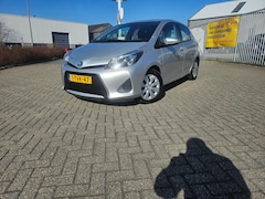 Toyota Yaris - 1.5 Full Hybrid Aspiration#Nap#Camera#Lagekm