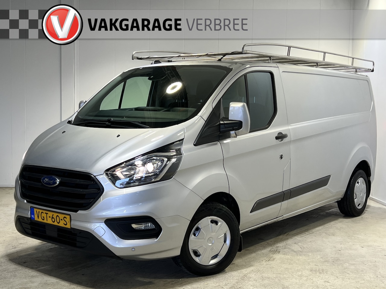 Ford Transit Custom - 300 2.0 TDCI L2H1 Trend | Trekhaak 2.800kg Geremd Trekken | Cruise Control | PDC Voor en A - AutoWereld.nl