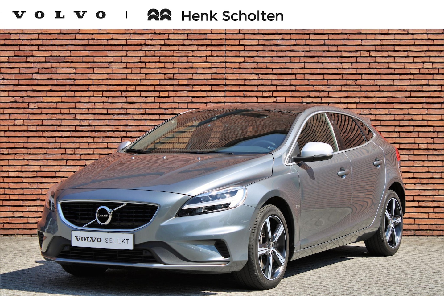 Volvo V40 - T3 AUT6 153PK Polar+ Sport | Electronic Climate Control | Verwarmbare Voorstoelen | Panora - AutoWereld.nl