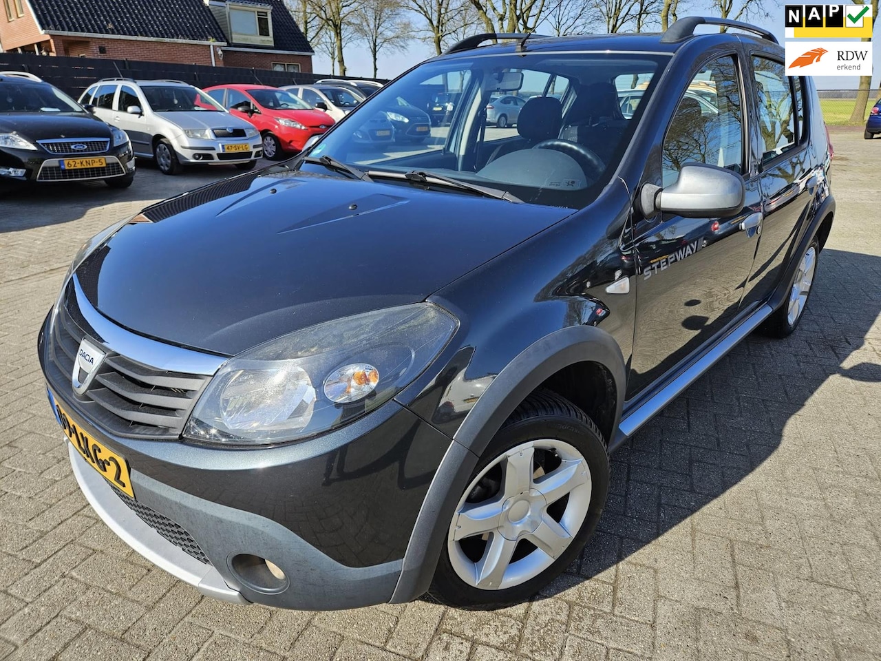 Dacia Sandero Stepway - 1.6 Stepway. 2010. Airco/Trekhaak/Lichtmetaal. APK 02-2026 - AutoWereld.nl