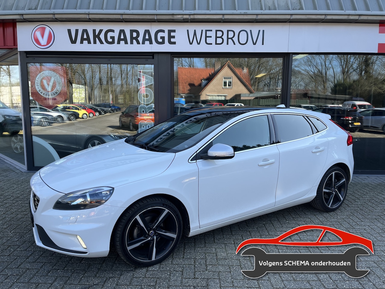 Volvo V40 - 2.0 D2 R-Design Panorama Incl. Grote Beurt - AutoWereld.nl