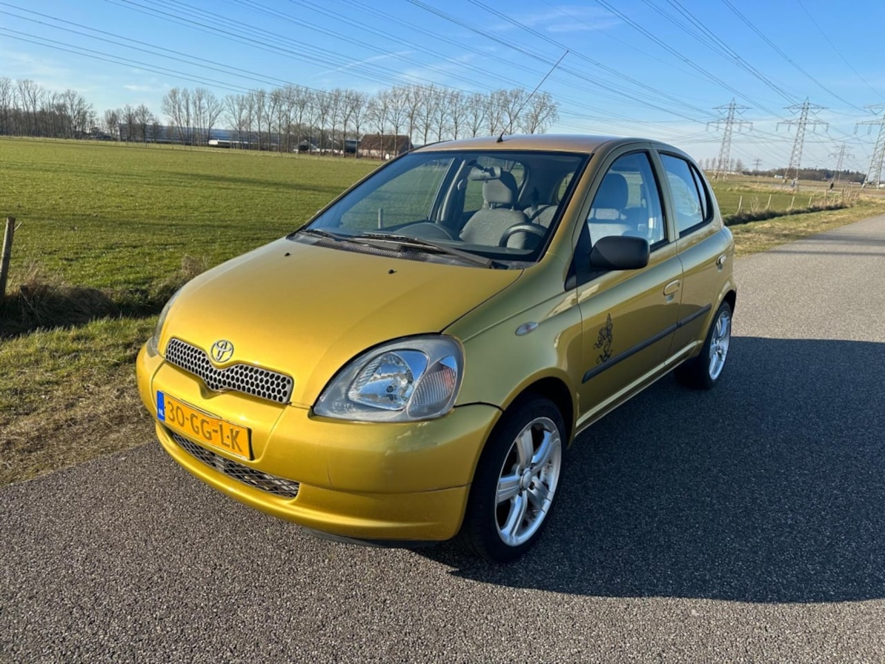 Toyota Yaris - 1.3-16V VVT-i Luna 1.3-16V VVT-i Luna - AutoWereld.nl