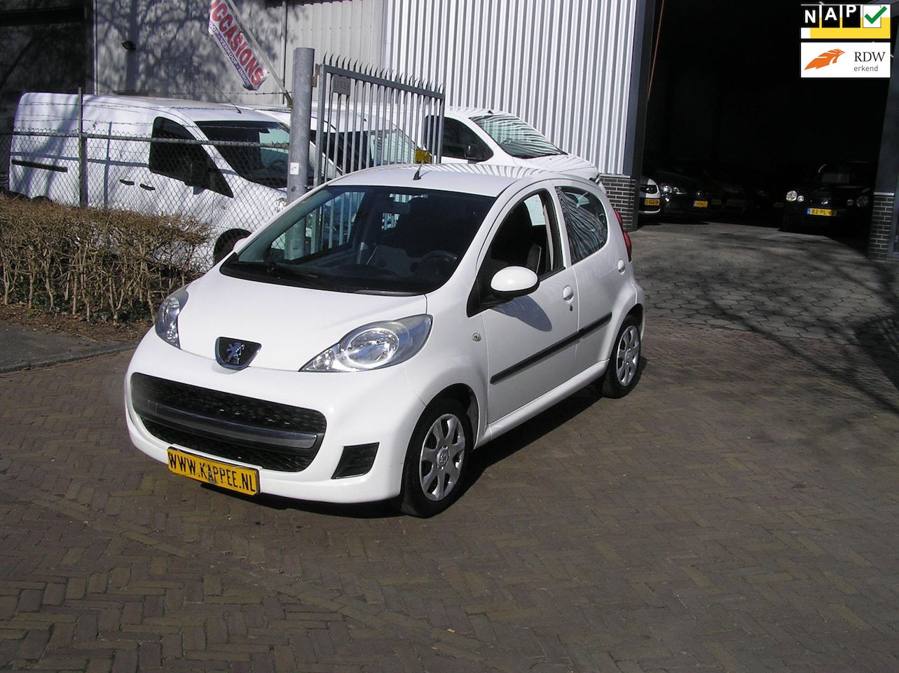 Peugeot 107 - 1.0-12V XS nap airco APK - AutoWereld.nl