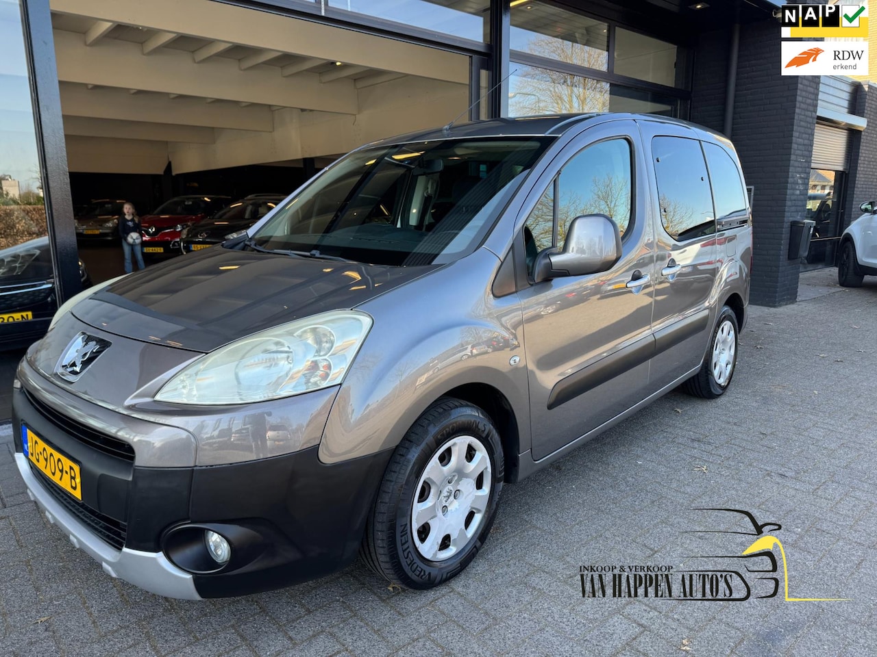 Peugeot Partner Tepee - 1.6 XR / apk 3-2026 - AutoWereld.nl