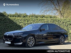 BMW i7 - xDrive60 | M-Sport | Individual Leder | Panorama Sky Lounge | Driv. Ass. Prof. | Massage