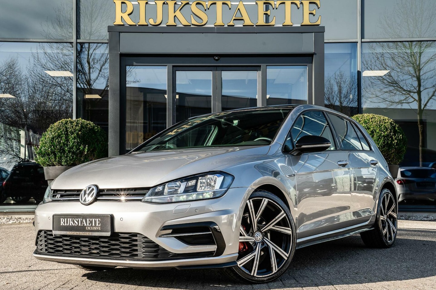 Volkswagen Golf - 1.4 TSI R-line|PANO|ACC|CARPLAY|19''|CAMERA - AutoWereld.nl