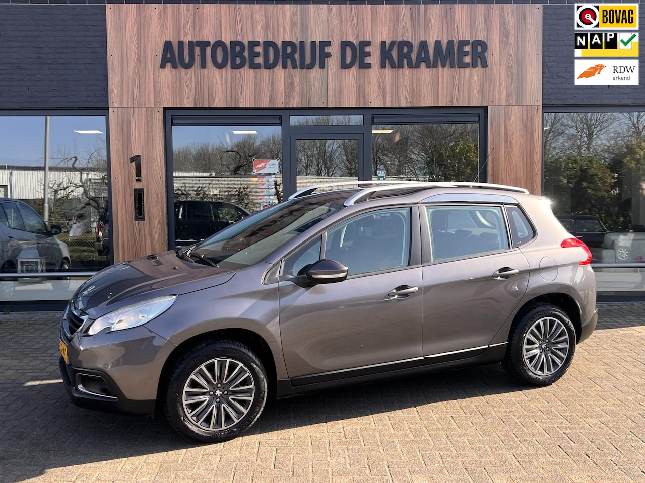 Peugeot 2008 - 1.2 PureTech Active 1.2 PureTech Active - AutoWereld.nl