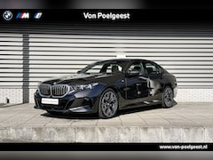 BMW 5-serie - Sedan 520i M Sport / Innovation Pack / trekhaak