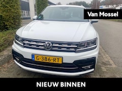 Volkswagen Tiguan - 1.5 TSI ACT Comfortline Business 150 PK | R-Line exterieur | Automaat | Navigatie | Parkee