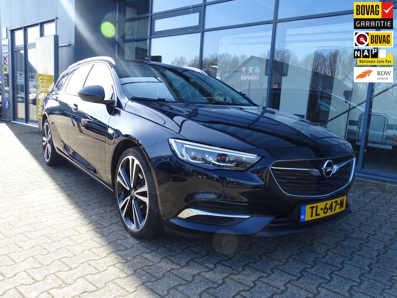 Opel Insignia Sports Tourer - 1.5 Turbo Business Executive 1.5 Turbo Business Executive - AutoWereld.nl