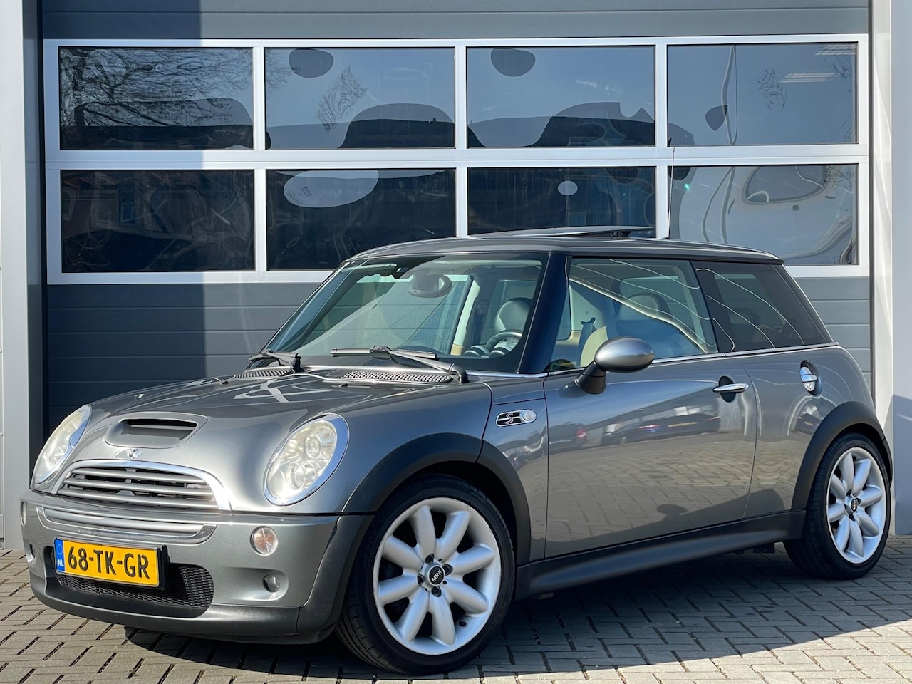 MINI Cooper S - 1.6 Chili | Navi | Panoramadak | Xenon | Leder | Harman&Kardon | Stoelverwarming | 17'' ve - AutoWereld.nl