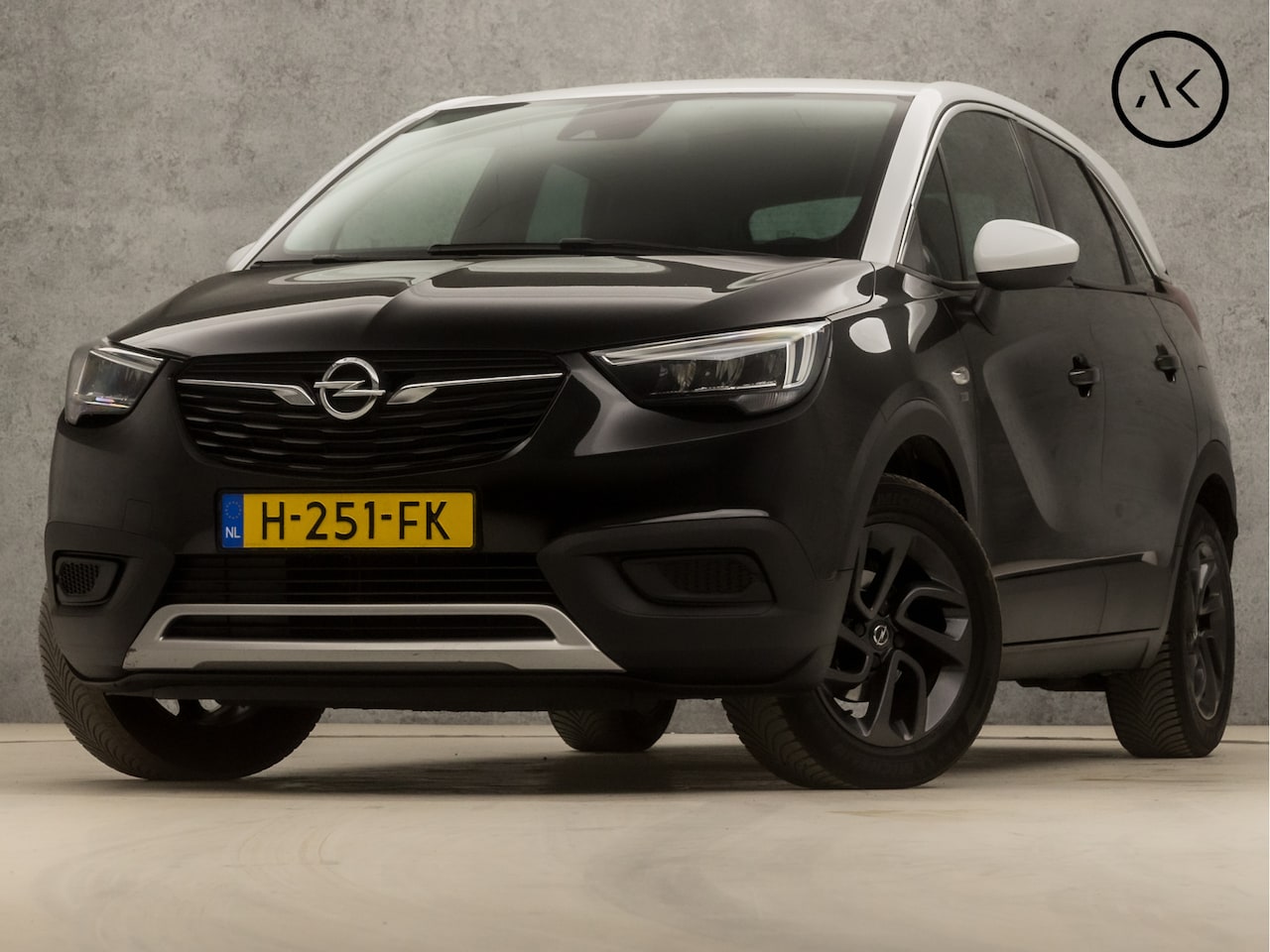 Opel Crossland X - 1.2 120 Jaar Edition (APPLE CARPLAY, CRUISE, AIRCO, GETINT GLAS, LED, SPORTSTOELEN, LM VEL - AutoWereld.nl