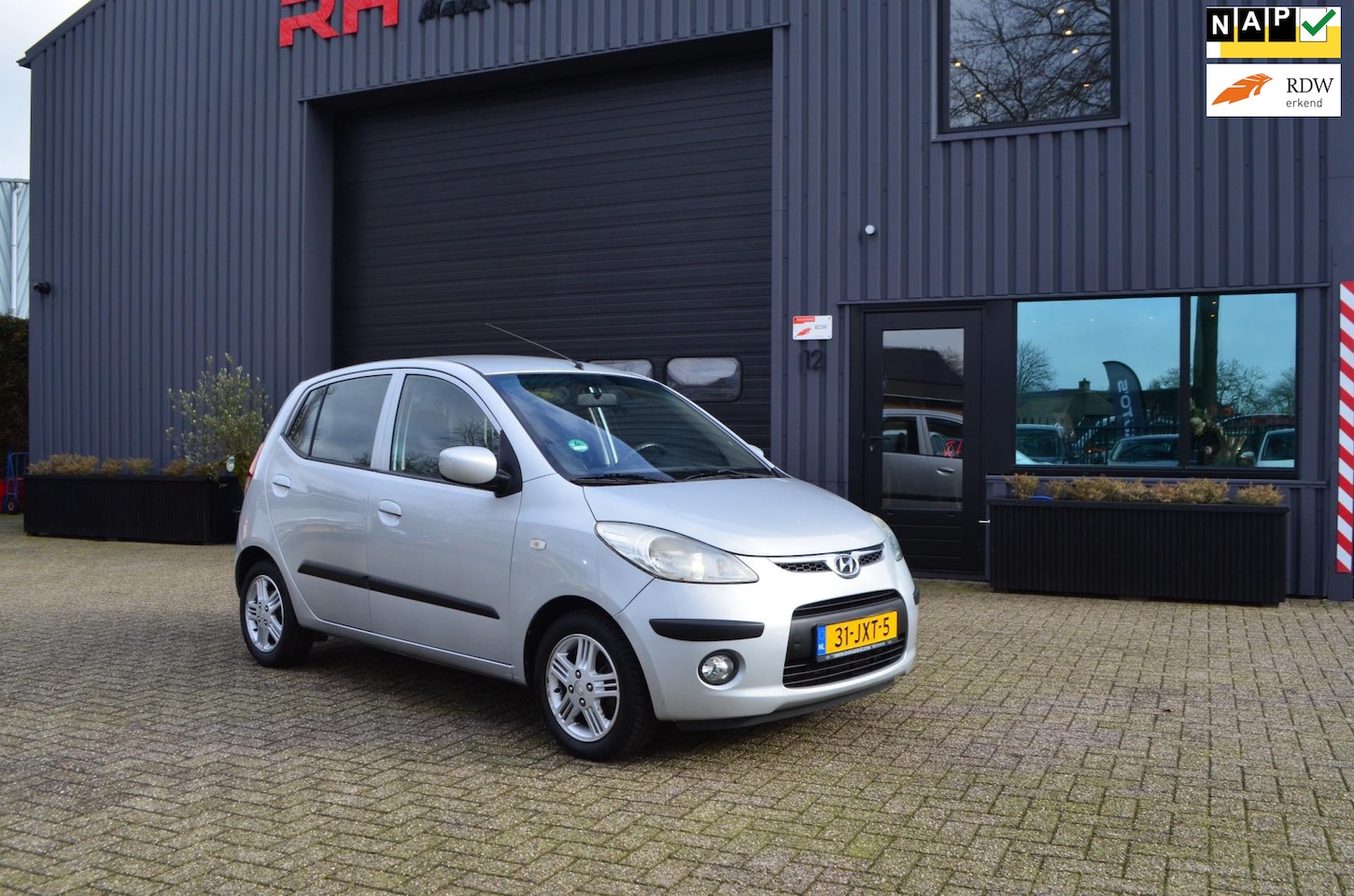 Hyundai i10 - 1.25i i-Catcher | Airco | trekhaak - AutoWereld.nl