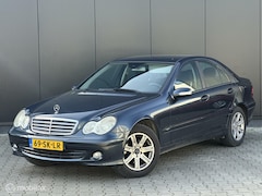 Mercedes-Benz C-klasse - 180 K. Classic | CRUISE | CLIMA | TREKHAAK|