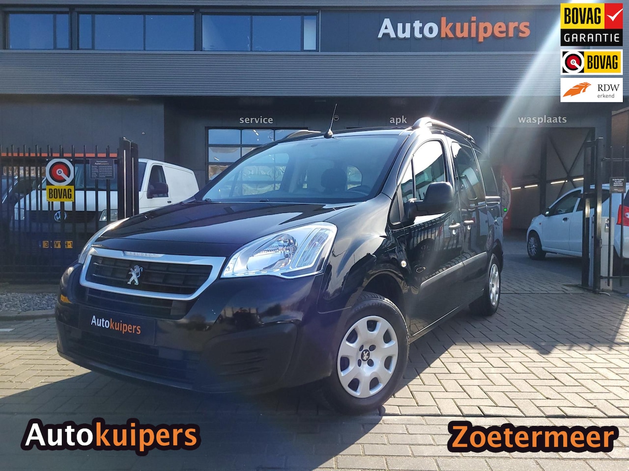 Peugeot Partner Tepee - 1.2 PureTech Active 1.2 PureTech Active | - AutoWereld.nl