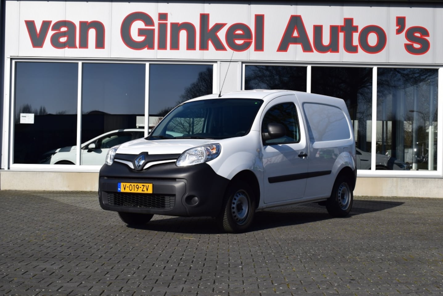 Renault Kangoo - 1.5 dCi 75 Comfort | NAVI | Cruise | Trekhaak | NAP - AutoWereld.nl