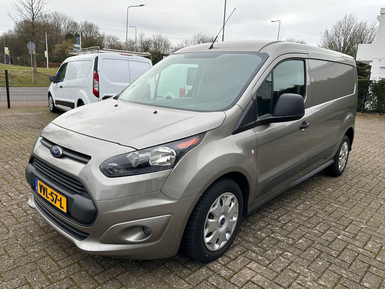 Ford Transit Connect - 1.5 TDCI 120 Pk L2 Airco/ Cruise/ PDC - AutoWereld.nl