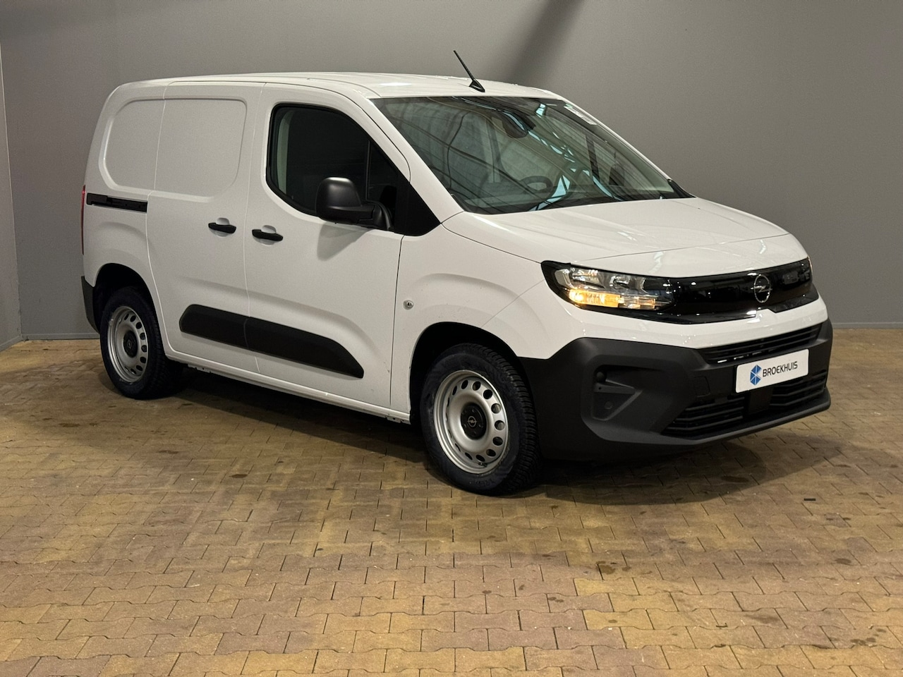 Opel Combo - 1.5 BlueHDi 100 S&S L1 Opel Combo 1.5 BlueHDi 100 S&S L1| Apple Carplay/Android Auto|telef - AutoWereld.nl