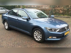 Volkswagen Passat - 1.4 TSI Comfortline Business