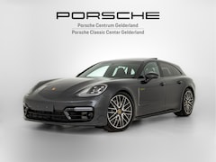 Porsche Panamera Sport Turismo - 4 E-Hybrid Platinum Edition